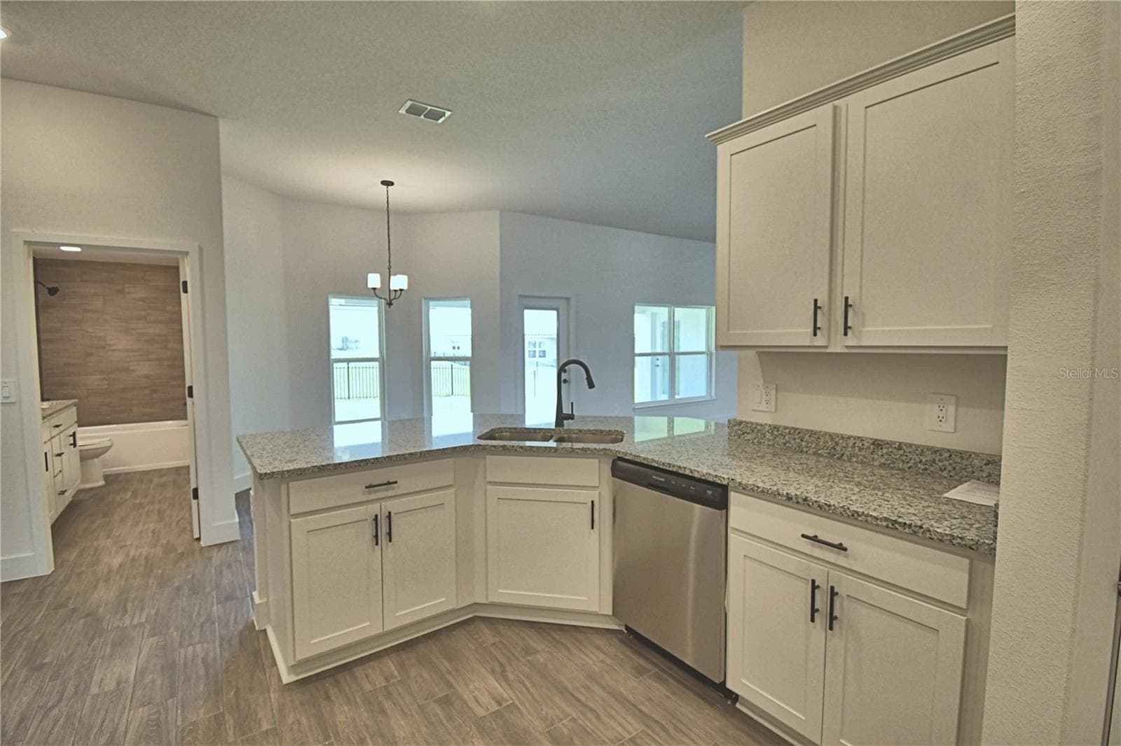 Single Family Residence at 5421 WATERSIDE DR, AUBURNDALE, photo 18 of 71