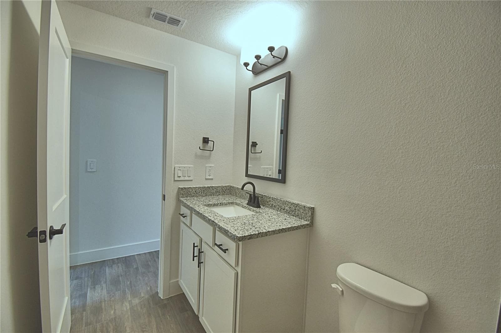 Single Family Residence at 5421 WATERSIDE DR, AUBURNDALE, photo 26 of 71