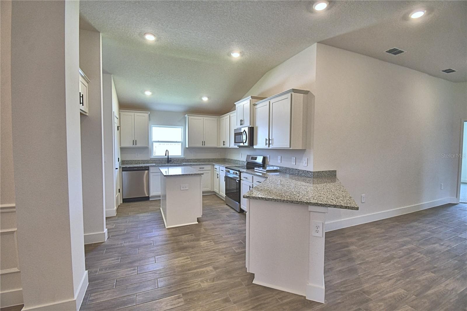 Single Family Residence at 4705 GRANDVIEW GLEN DR, AUBURNDALE, photo 15 of 144