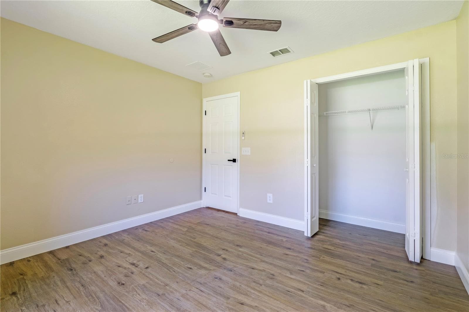 Single Family Residence at 1260 2ND ST, ORANGE CITY, photo 21 of 33