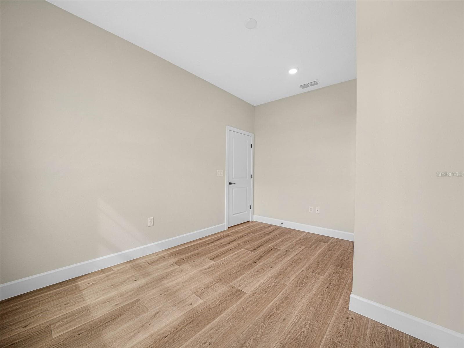 bedroom 1-1 - 325 COSTA BRAVO DR, SEBRING