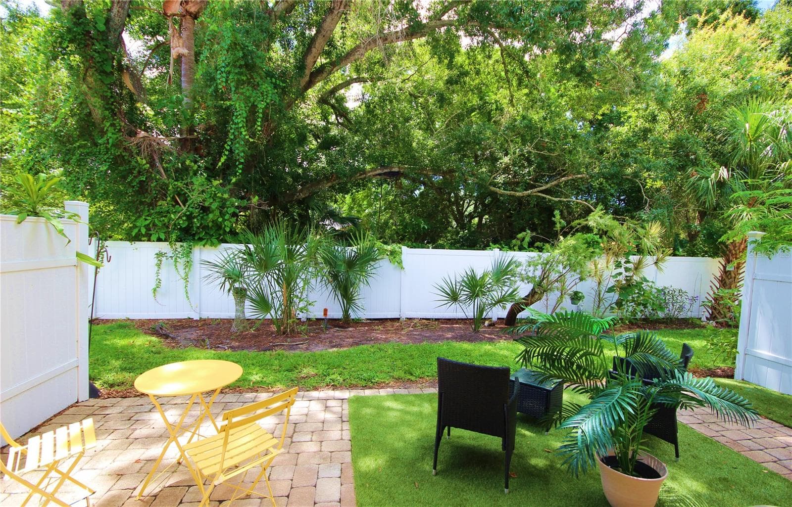 Condominium at 4805 RILMA AVE #106, SARASOTA, photo 2 of 28