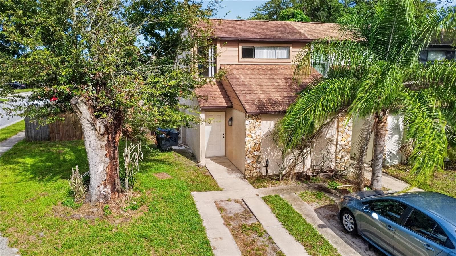 Townhouse at 2747 GRAY FOX LN, ORLANDO, photo 2 of 30