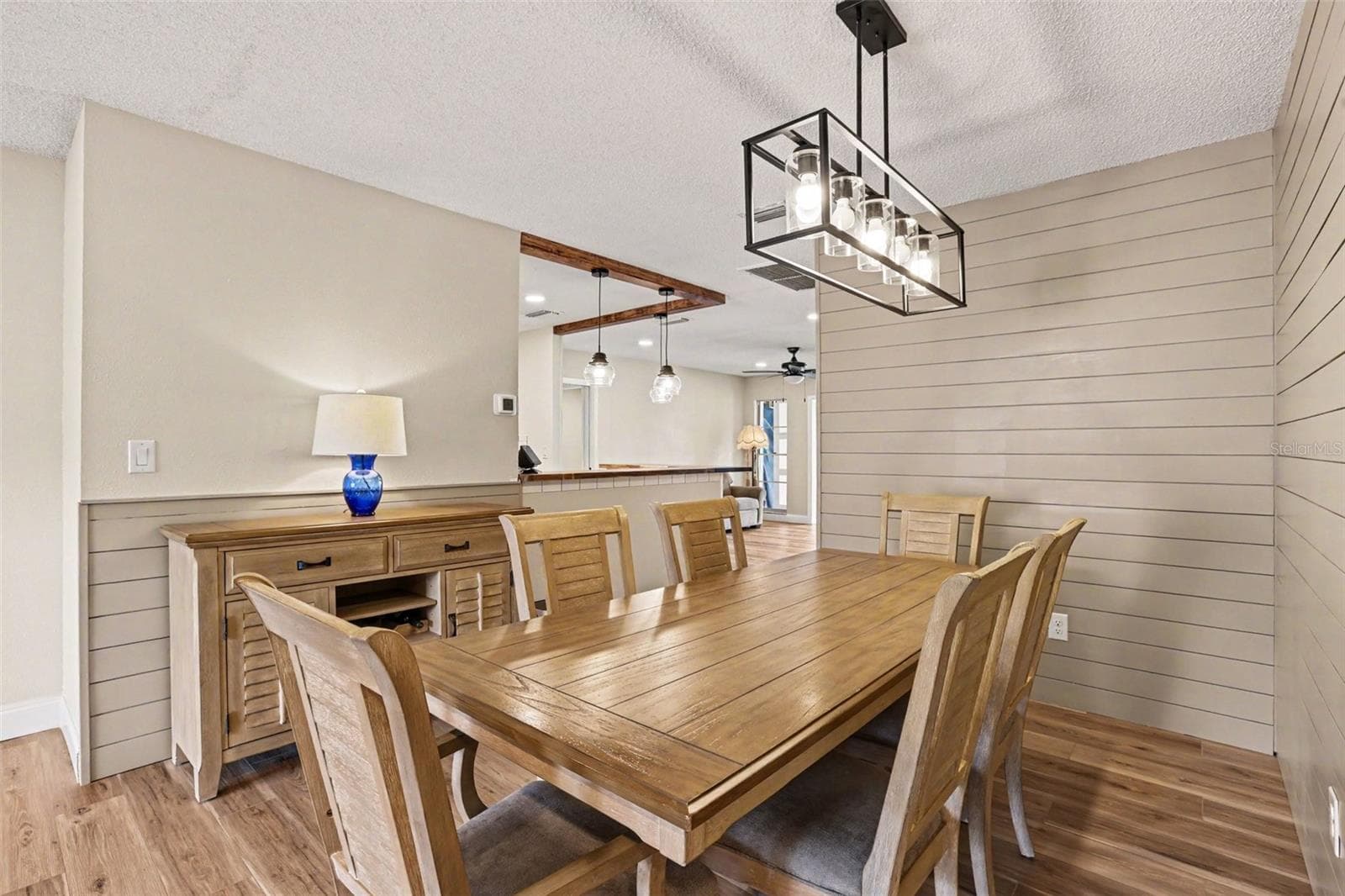 Single Family Residence at 385 CLUB MANOR DR, SUN CITY CENTER, photo 10 of 32