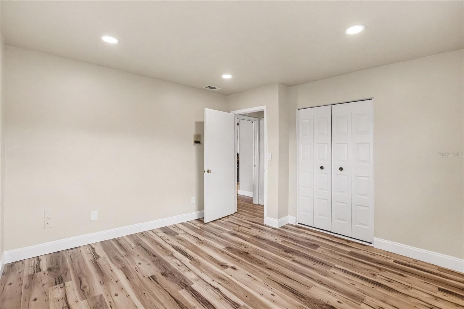 Single Family Residence at 385 CLUB MANOR DR, SUN CITY CENTER, photo 19 of 32