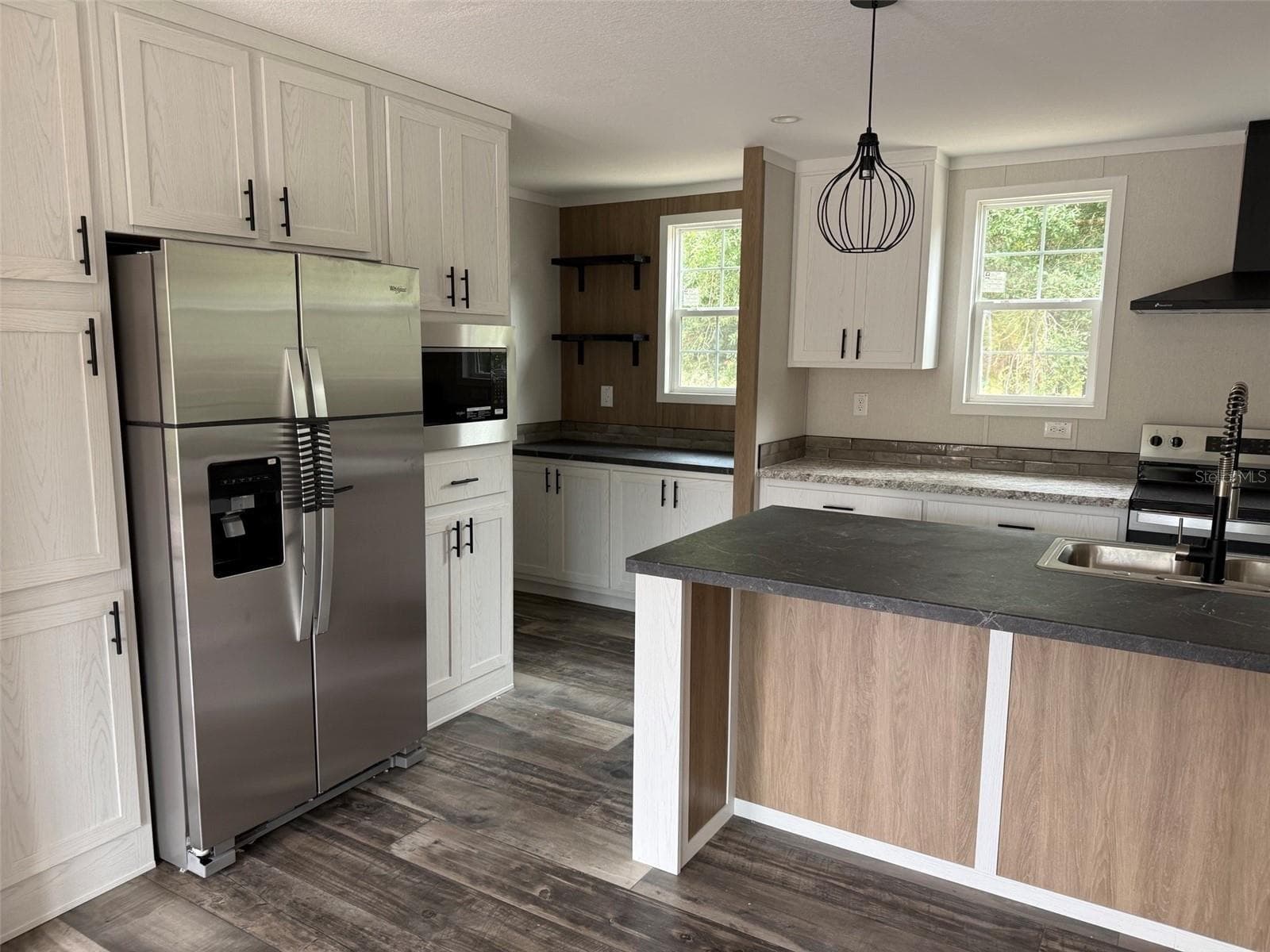 Modular Home at 19368 NW 248TH ST, OKEECHOBEE, photo 5 of 16
