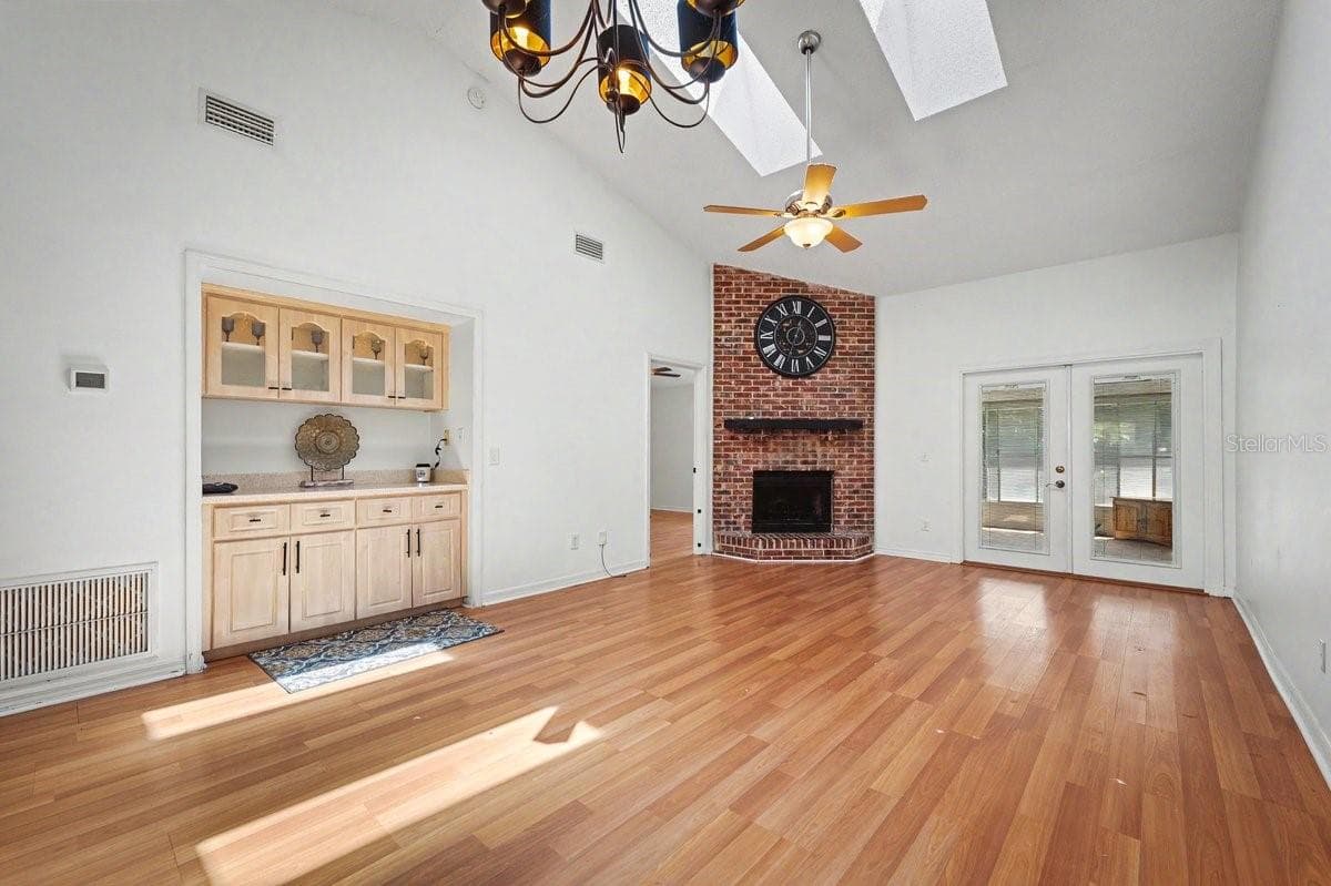 Townhouse at 4574 WANDERING OAKS CT, JACKSONVILLE, photo 11 of 35
