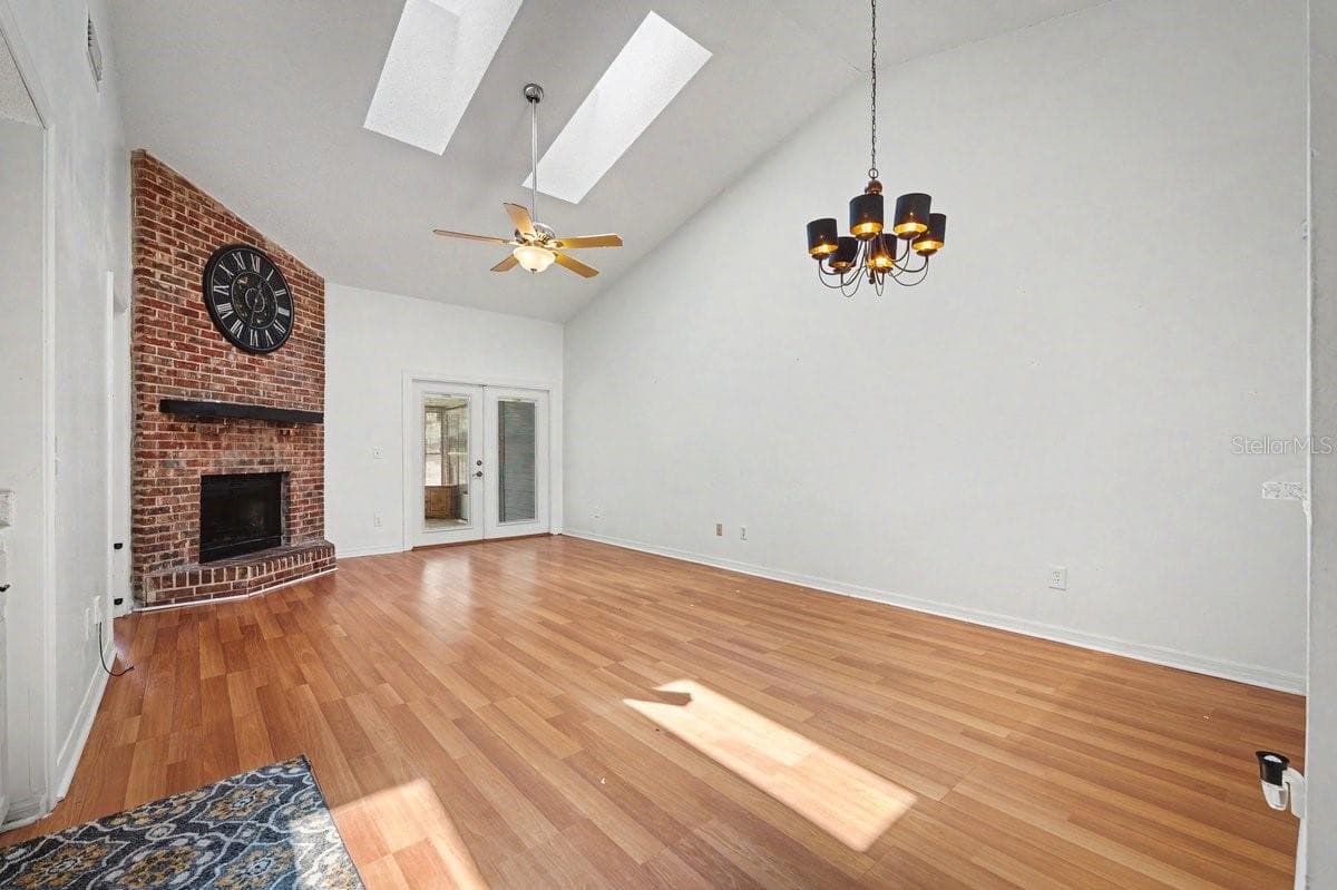 Townhouse at 4574 WANDERING OAKS CT, JACKSONVILLE, photo 12 of 35