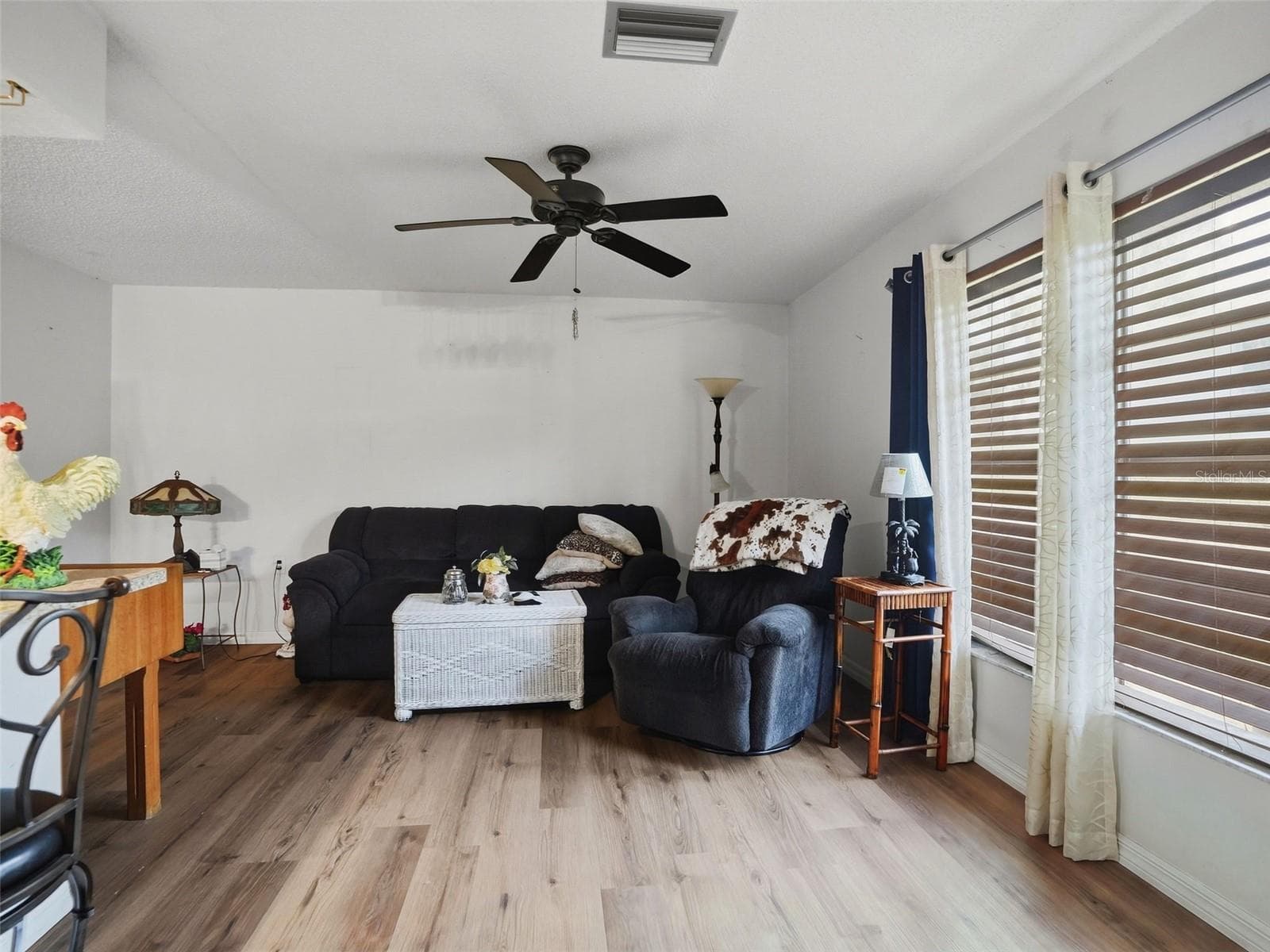 Single Family Residence at 8215 SAN FELIPE CT, PORT RICHEY, photo 9 of 51
