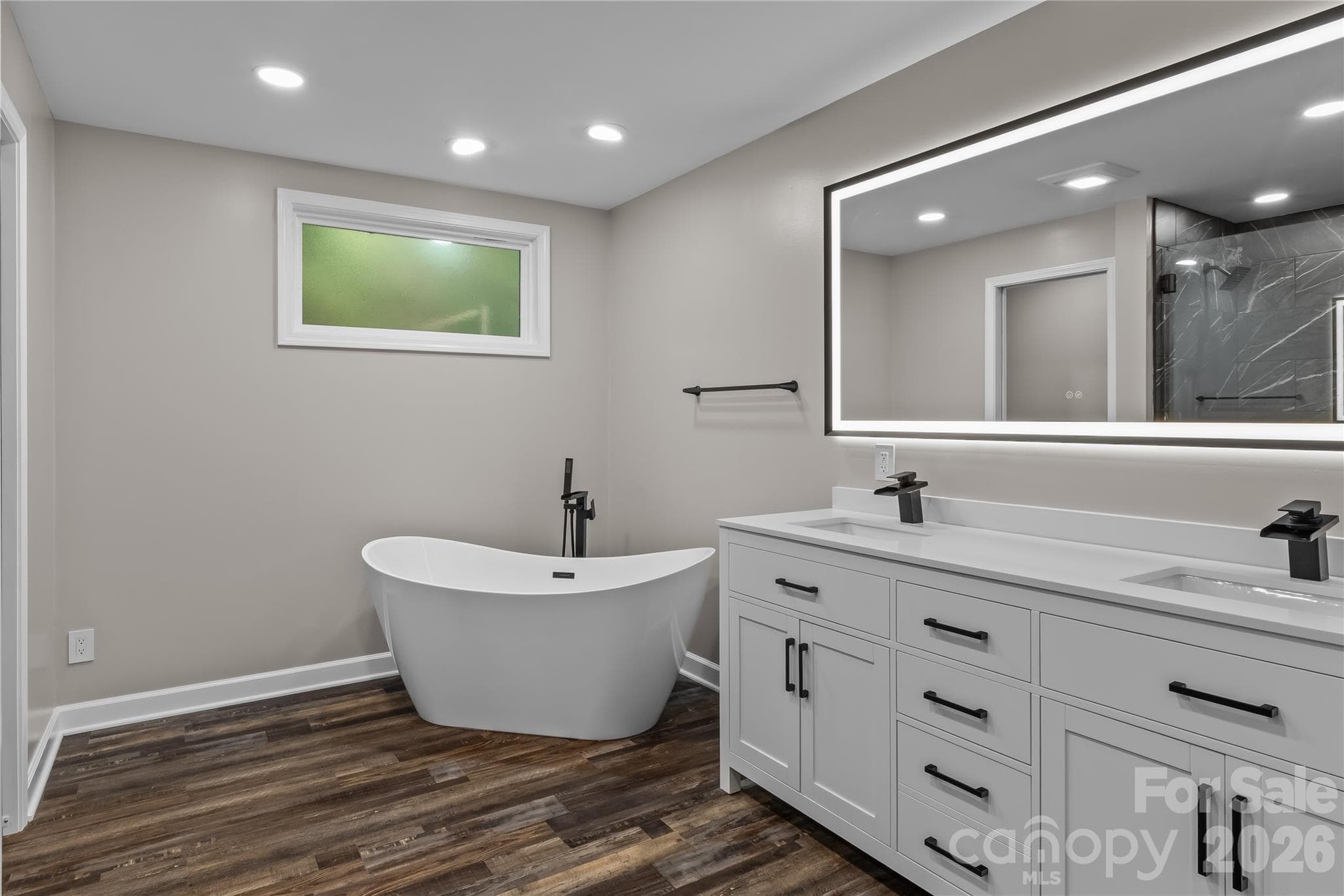 Single Family Residence at 320 Never Mountain Road, Taylorsville, photo 11 of 18