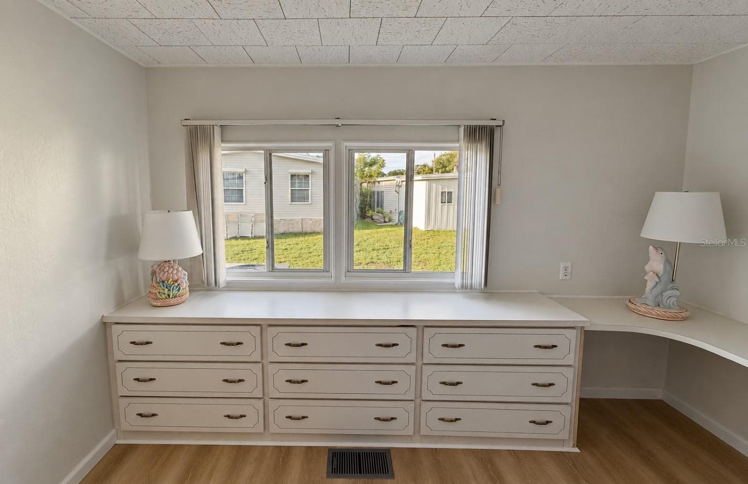 built in dressers and desk area - 1100 BELCHER RD S #64, LARGO