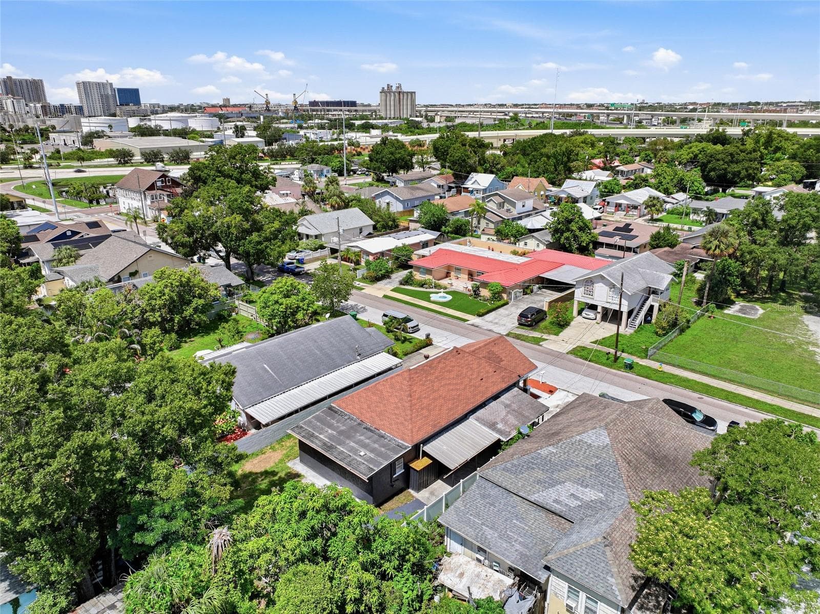 Single Family Residence at 2217 CORRINE ST, TAMPA, photo 47 of 60