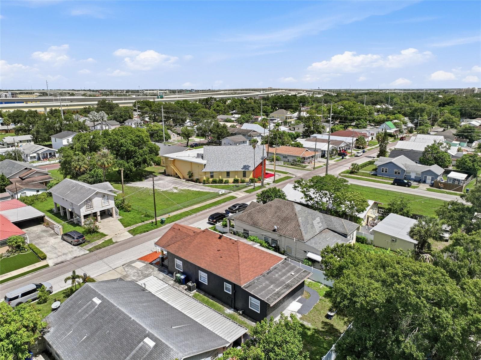 Single Family Residence at 2217 CORRINE ST, TAMPA, photo 52 of 60