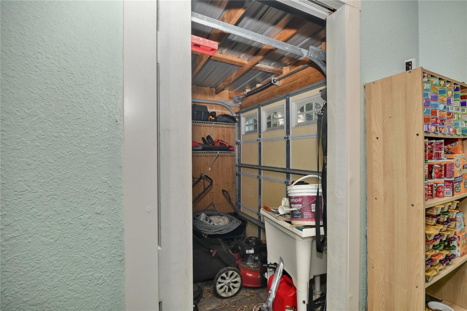 Golf cart storage on the back - 10958 SW 86TH CT, OCALA