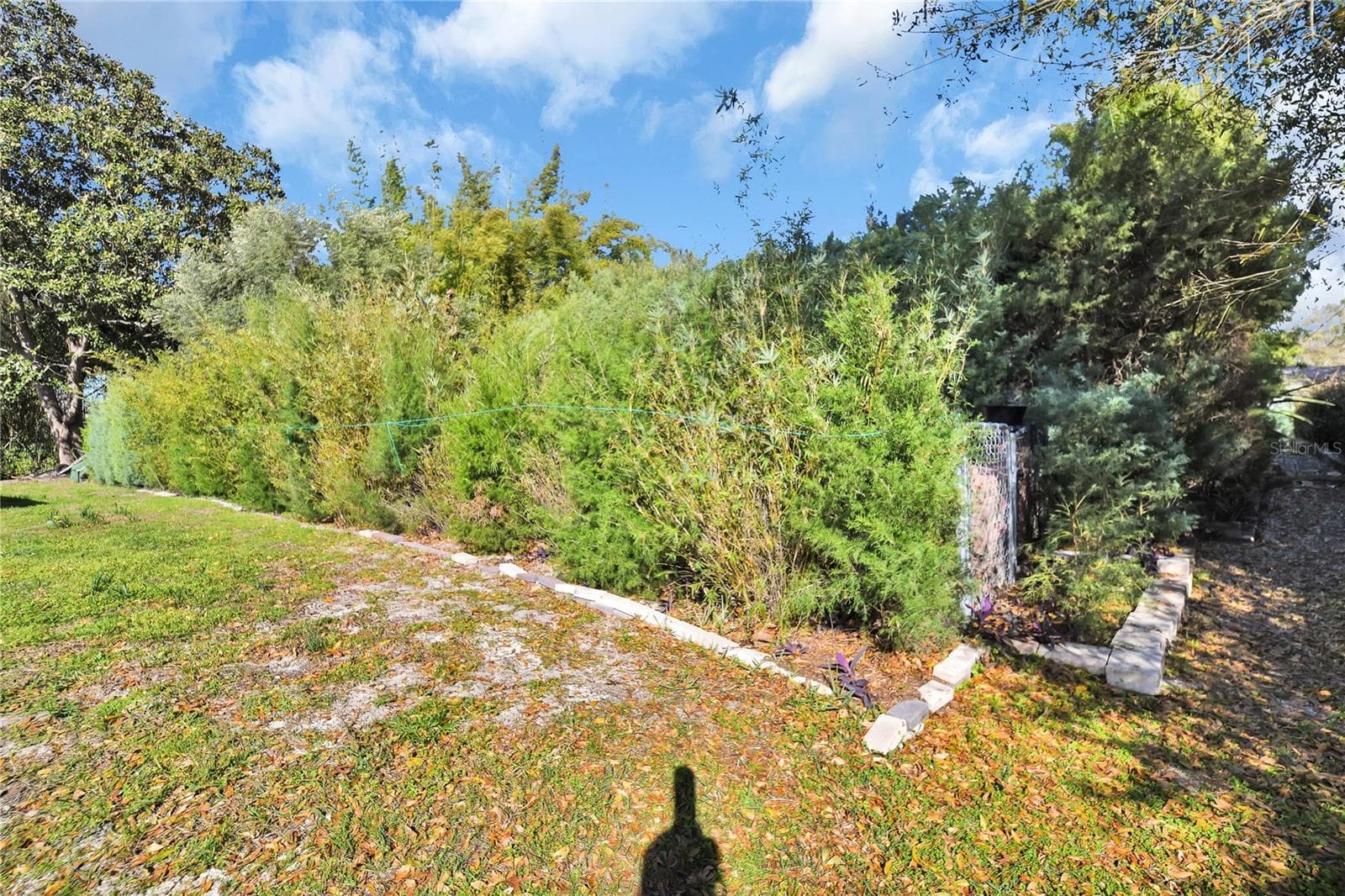 Privacy front view - 10958 SW 86TH CT, OCALA
