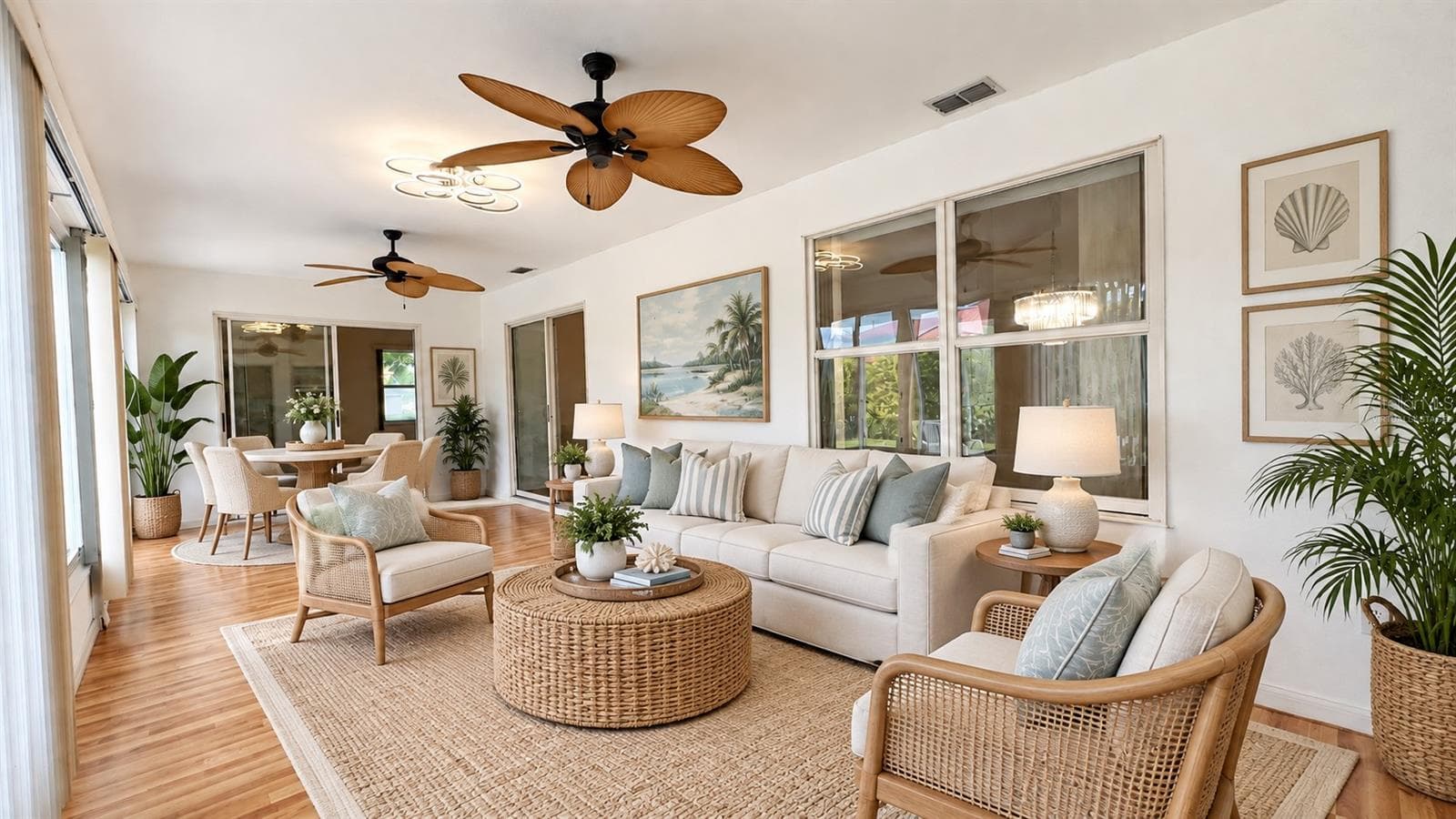 400 sq ft enclosed, air-conditioned lanai. Virtually staged. - 6501 SW 84TH PLACE RD, OCALA