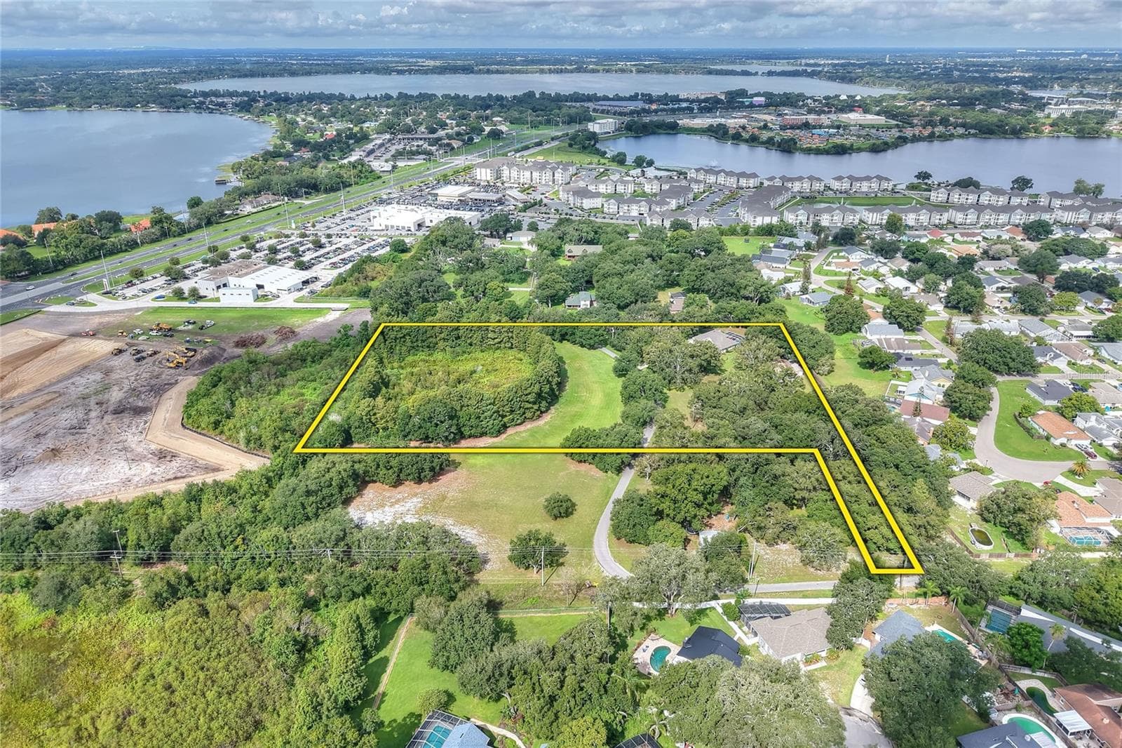 Single Family Residence at 4401 CHAMBLISS RD, WINTER HAVEN, photo 13 of 32