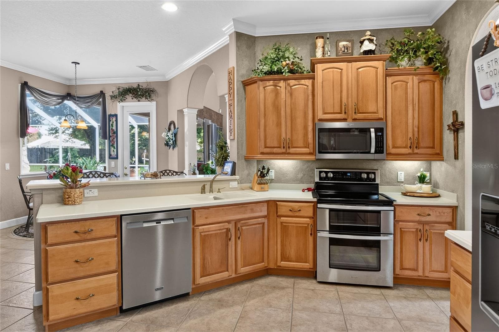 Single Family Residence at 4401 CHAMBLISS RD, WINTER HAVEN, photo 17 of 32