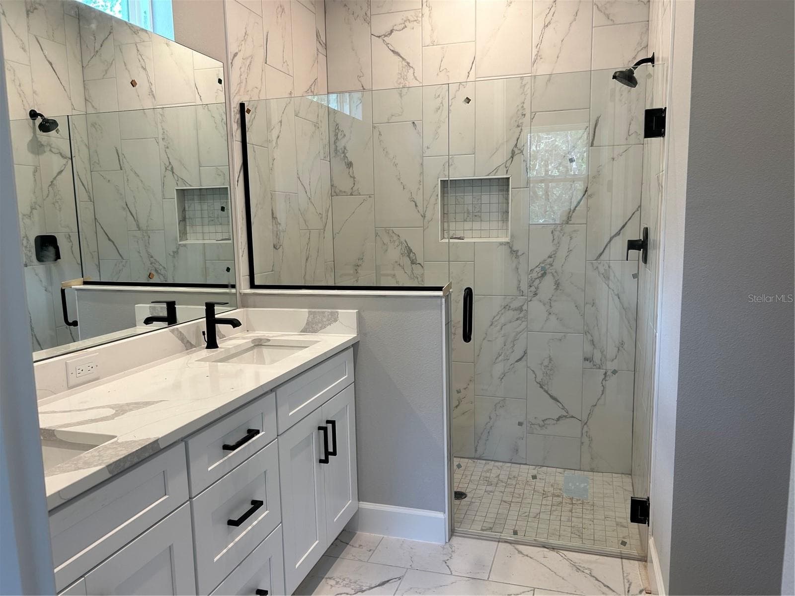Not the actual home. Photos are of a similar floorplan. Interior/Exterior colors and features may vary. - 7919 N TINY LILY DR, DUNNELLON