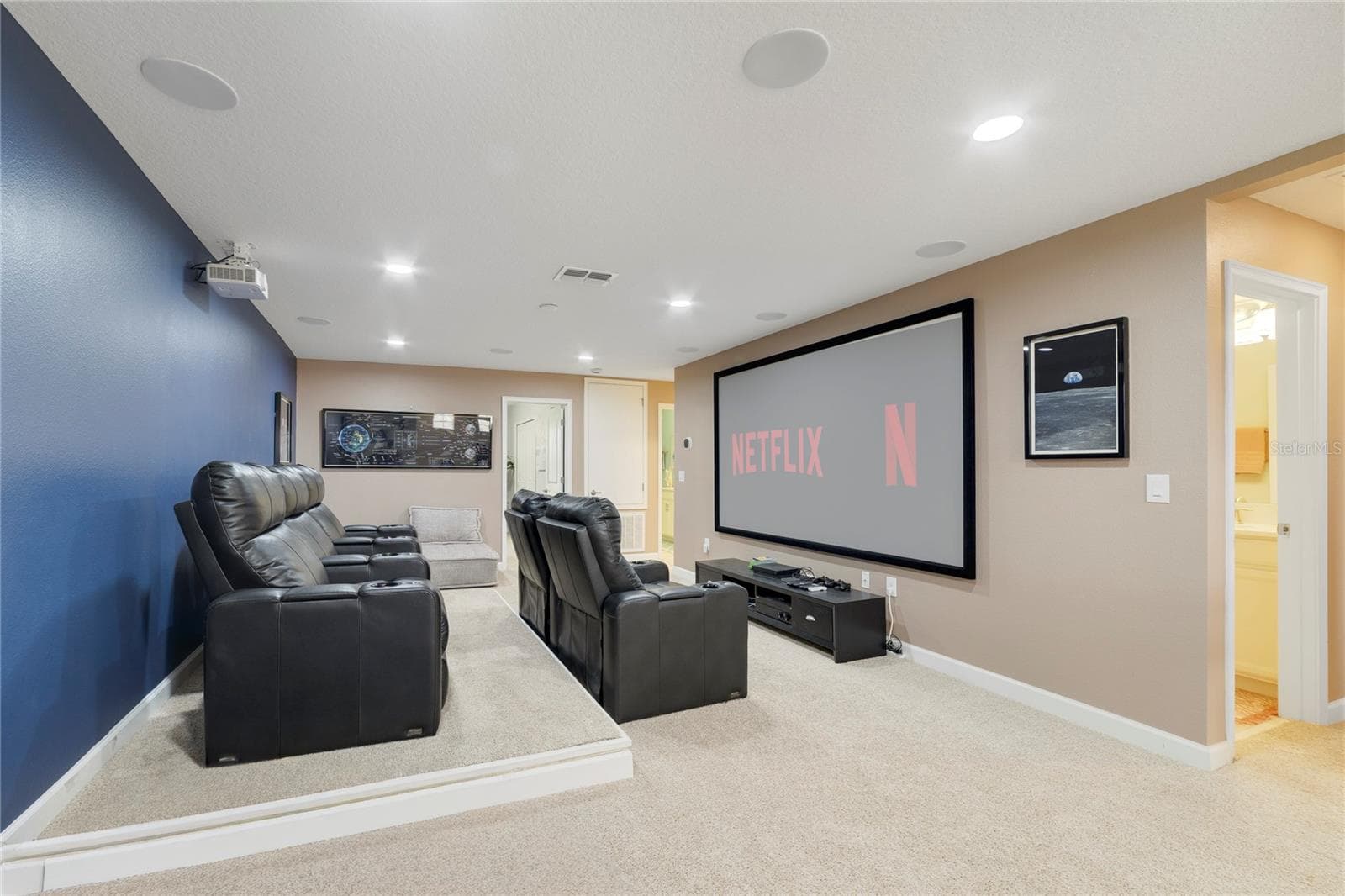 Lounge Chairs, Screen and Projector included if wanted! - 1456 MICKELSON CT, DAVENPORT