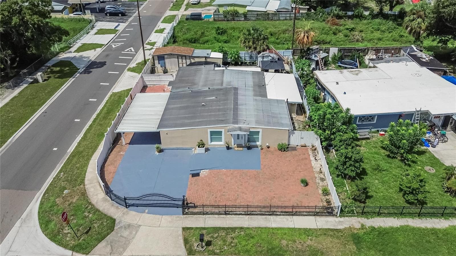Single Family Residence at 1727 WAIKIKI WAY, TAMPA, photo 60 of 62