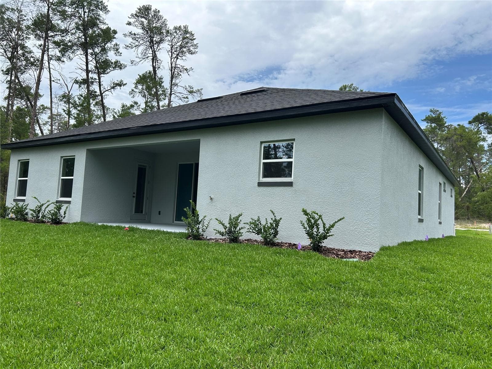 Not the actual home. Photos are of a similar floorplan. Interior/Exterior colors and features may vary. - 8511 N VINCE DR, CITRUS SPRINGS