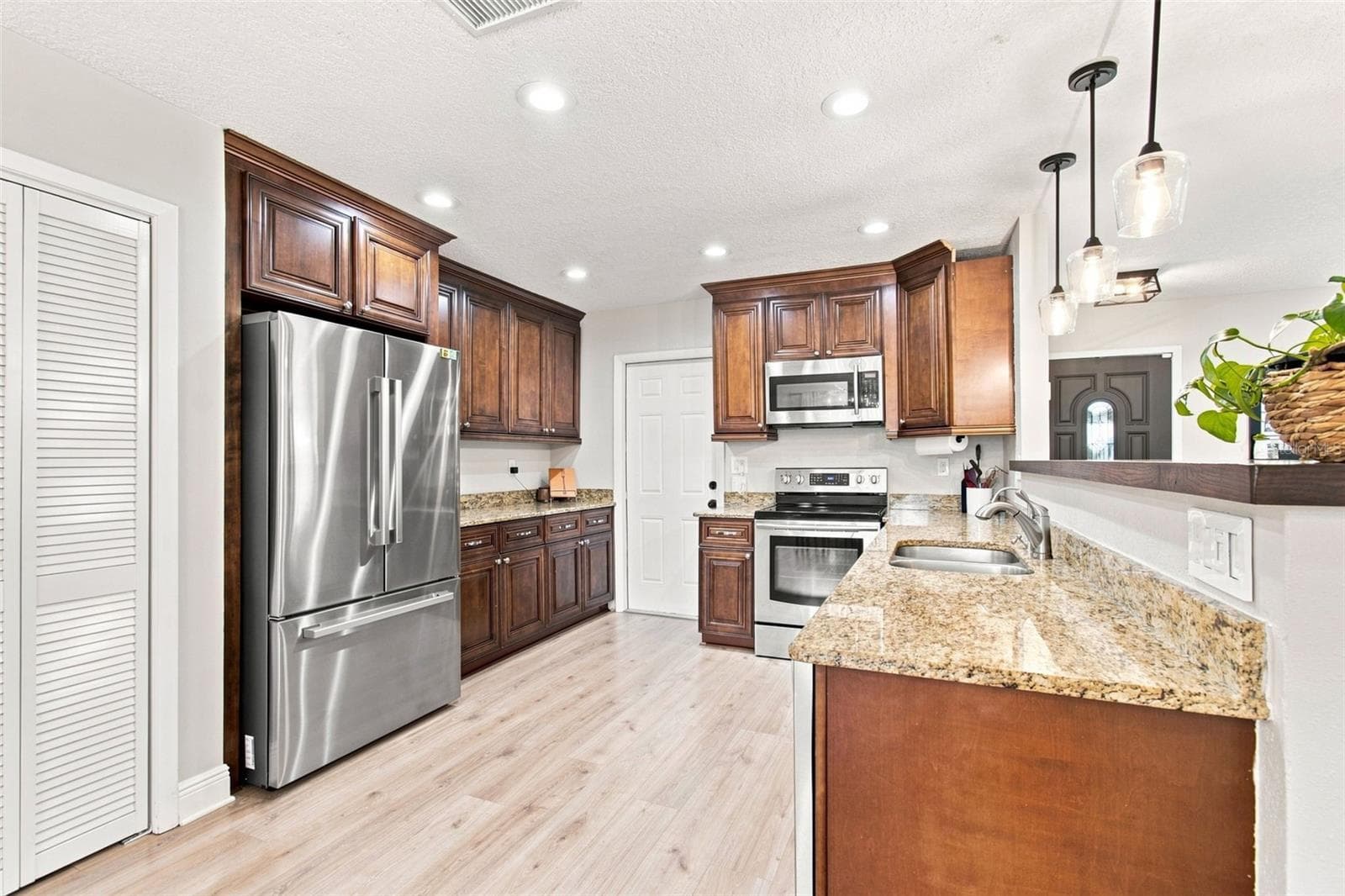 Single Family Residence at 9639 ALVERNON DR, NEW PORT RICHEY, photo 16 of 71
