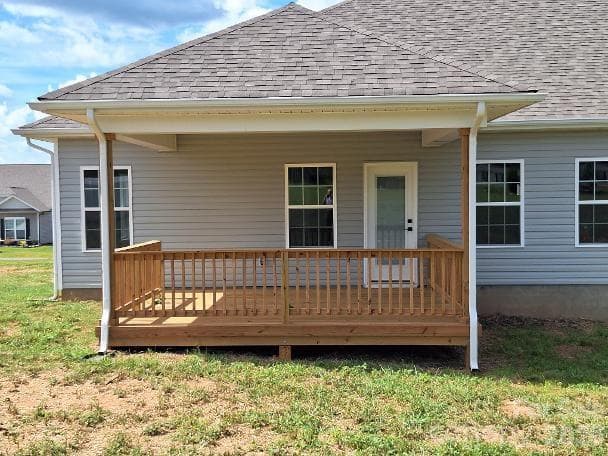 Covered Deck - 5122 Colchester Court, Catawba