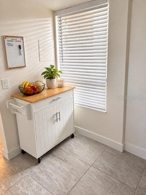 Virtual Staged - 2618 COVE CAY DR #102, CLEARWATER