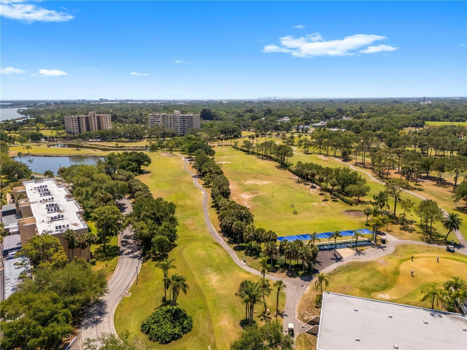 Condominium at 2618 COVE CAY DR #102, CLEARWATER, photo 25 of 38