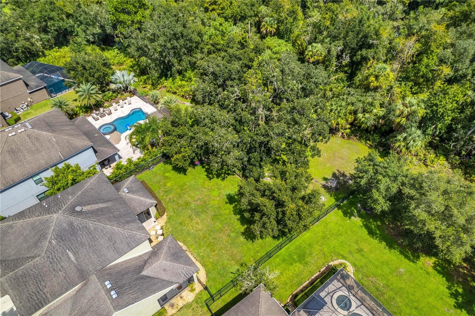 Single Family Residence at 7931 HAMPTON LAKE DR, TAMPA, photo 3 of 35