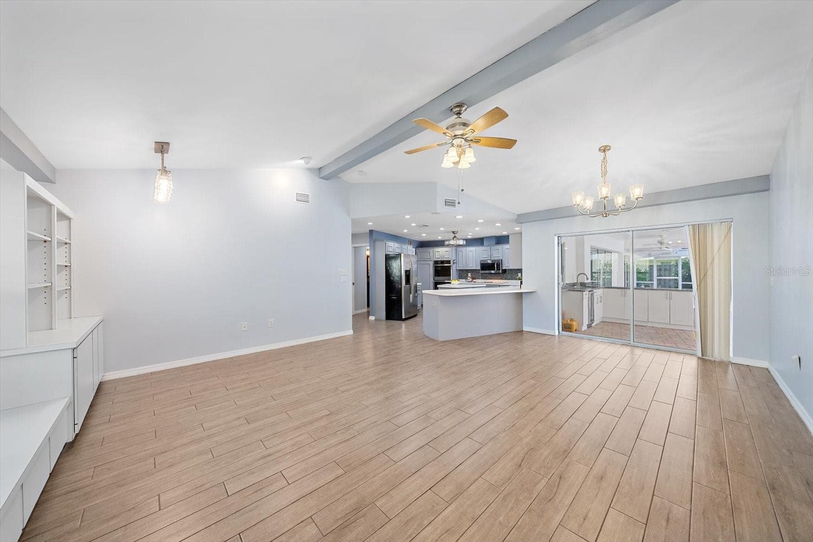 Single Family Residence at 6840 COUNTRY LAKES CIR, SARASOTA, photo 34 of 39