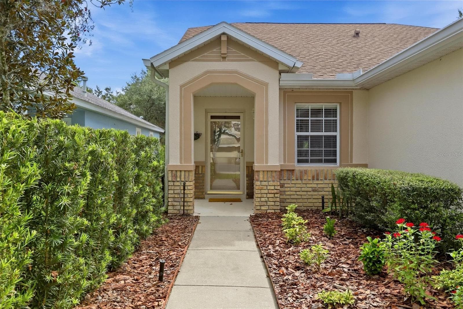 Single Family Residence at 226 STONINGTON WAY, DELAND, photo 2 of 45