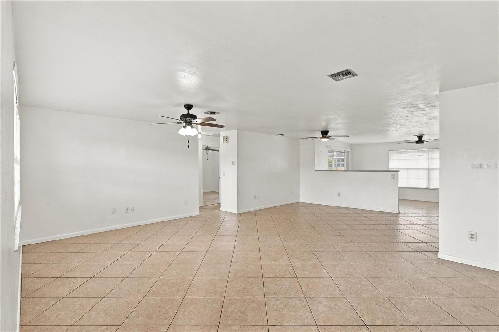 Single Family Residence at 7402 SEA ISLAND RD, FORT MYERS, photo 5 of 40