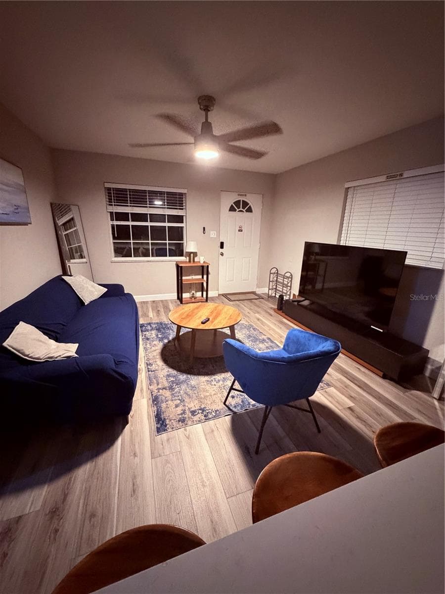 Single Family Residence at 514 WIGMAN DR, MAITLAND, photo 10 of 27