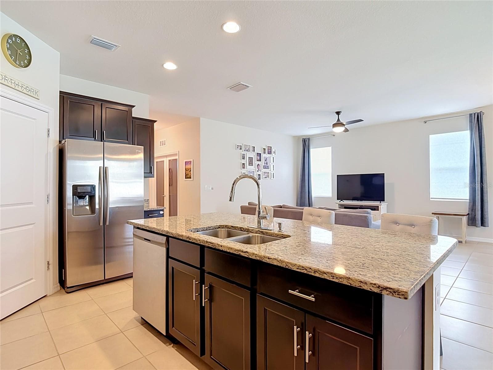 Single Family Residence at 31686 TANSY BND, WESLEY CHAPEL, photo 16 of 81