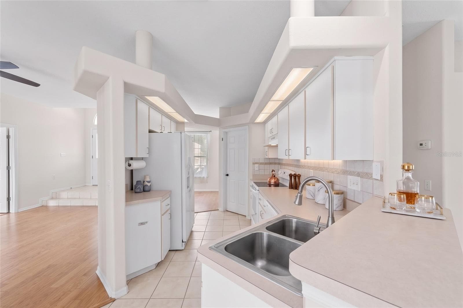 Single Family Residence at 7040 FRASCATI LOOP, WESLEY CHAPEL, photo 15 of 55