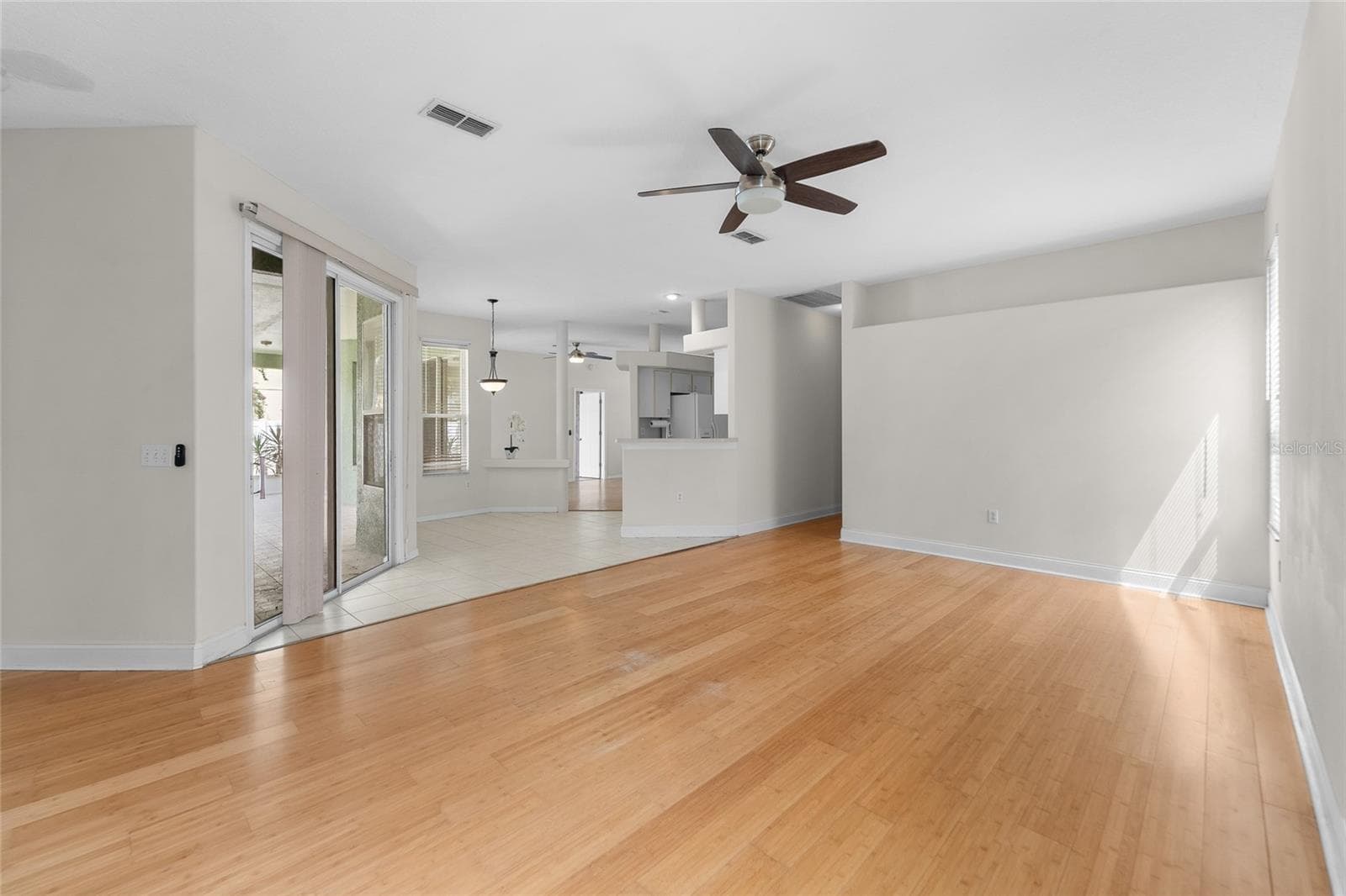 Single Family Residence at 7040 FRASCATI LOOP, WESLEY CHAPEL, photo 20 of 55