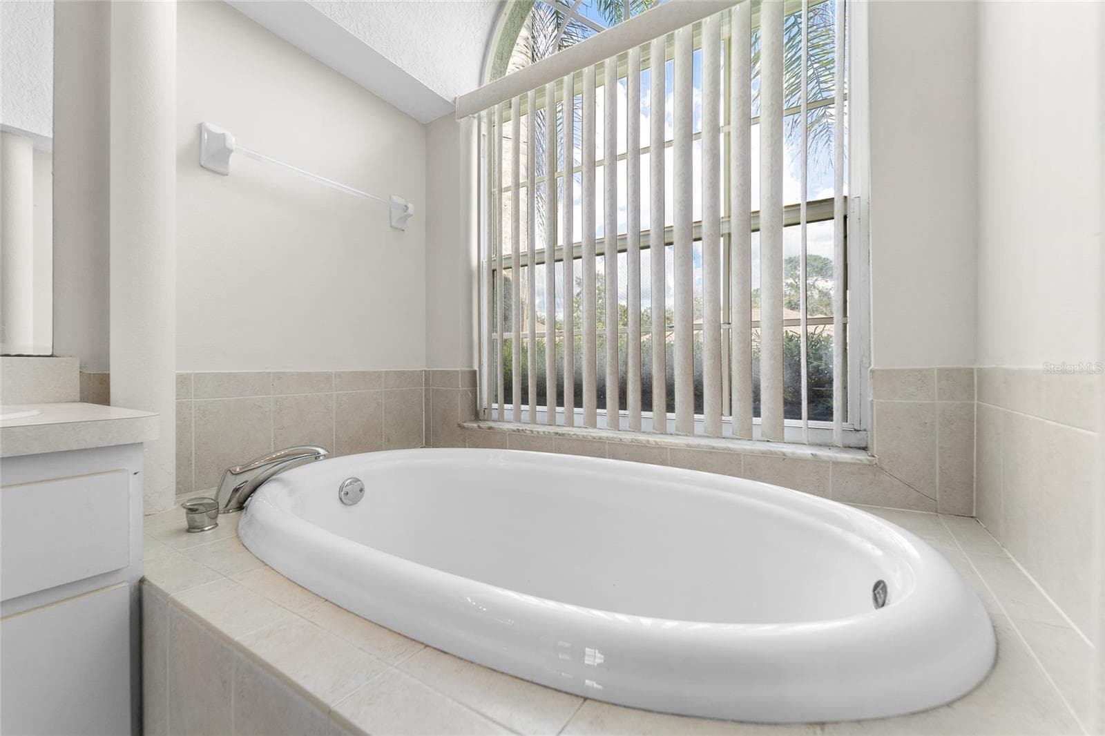 Primary Bathroom - 7040 FRASCATI LOOP, WESLEY CHAPEL