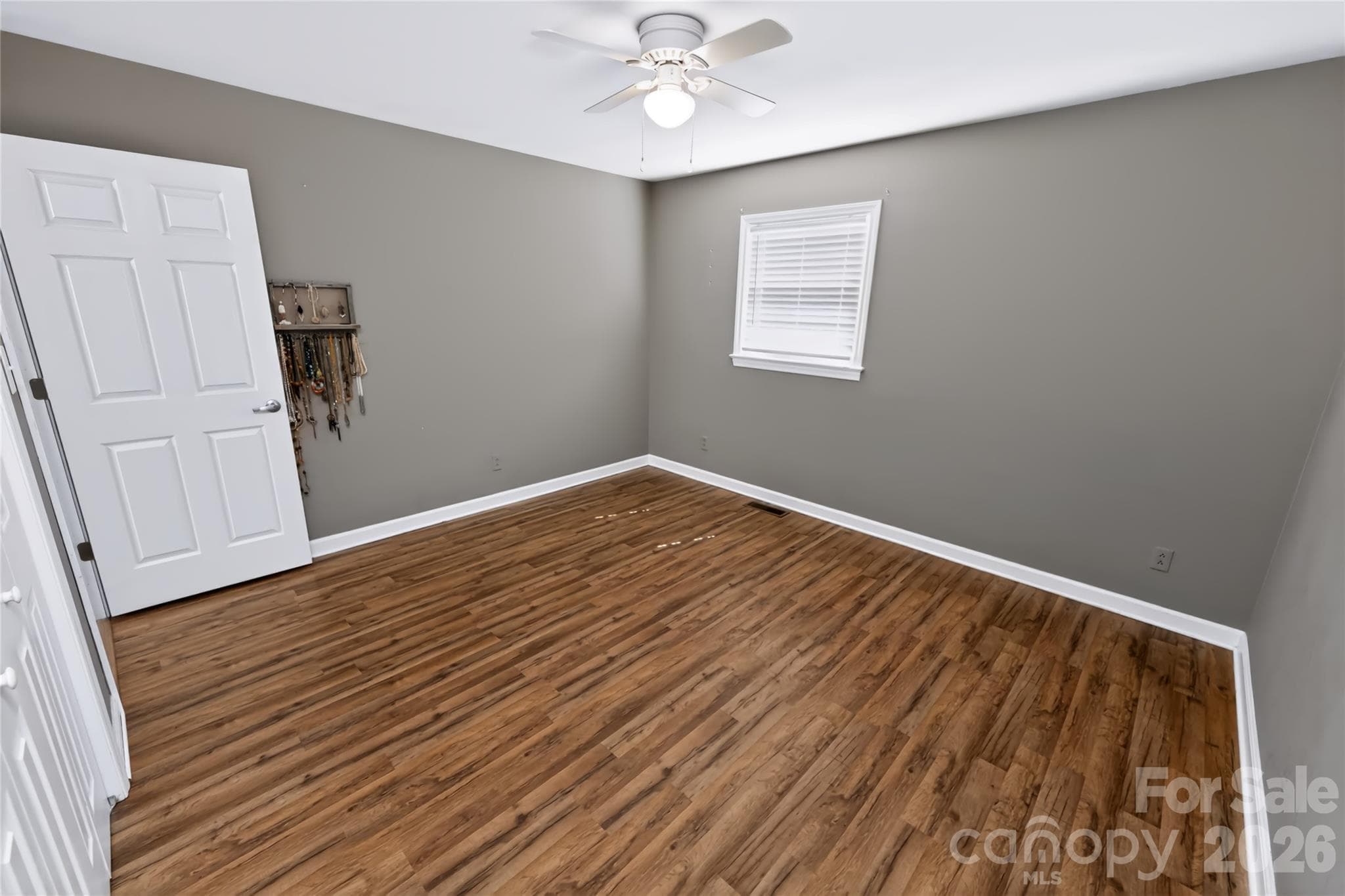 Single Family Residence at 1701 Richey Road, Taylorsville, photo 28 of 39
