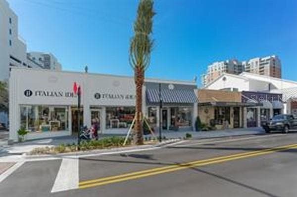 Shopping and epicurial options near the property - 2251 and 2253 19TH ST, SARASOTA