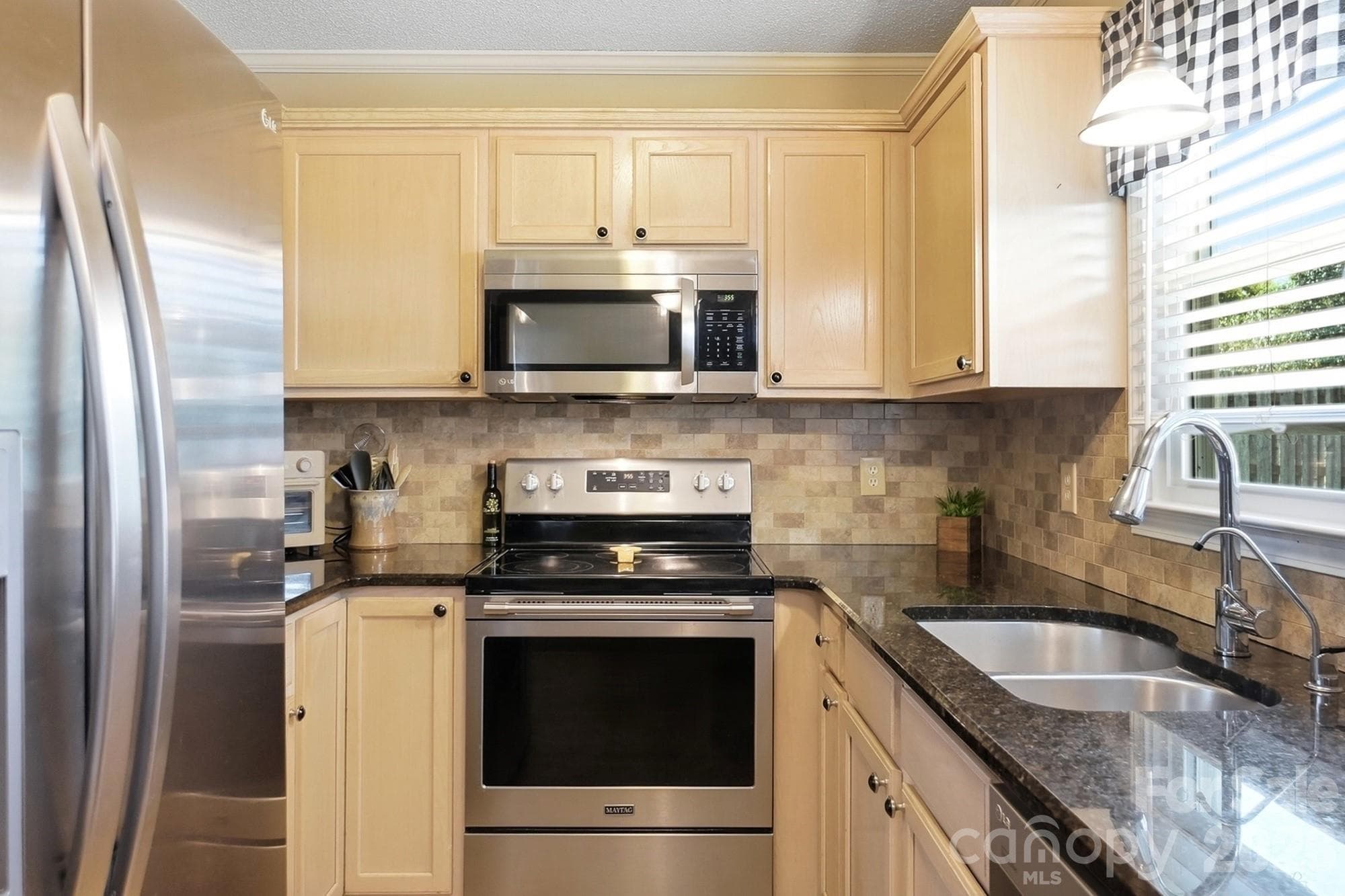 Single Family Residence at 7601 Gillman Court, Charlotte, photo 14 of 36