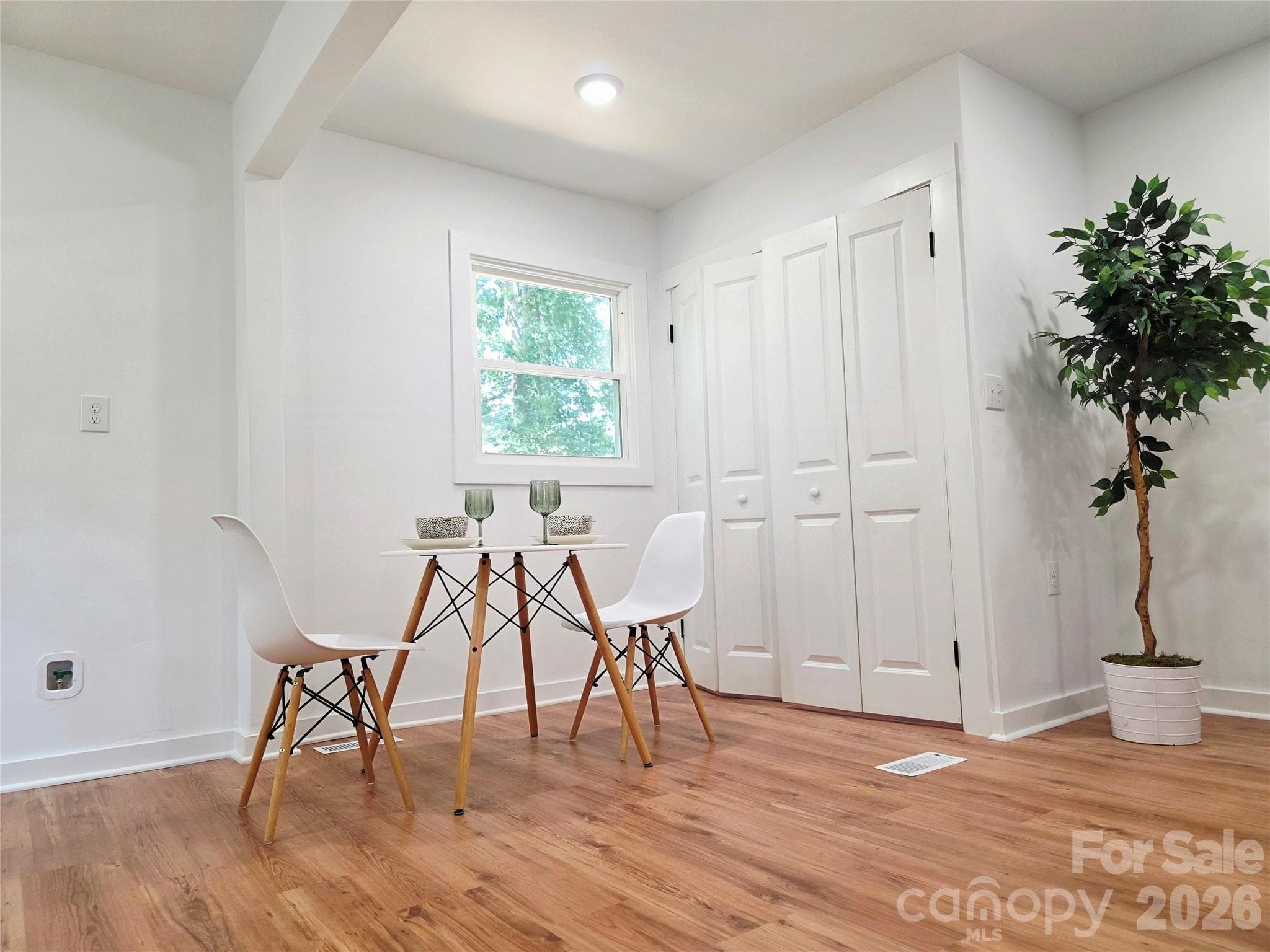 Single Family Residence at 345 EPPS Road, Fort Mill, photo 19 of 47