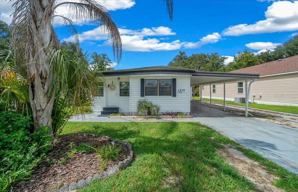 1314 TEAKWOOD LN