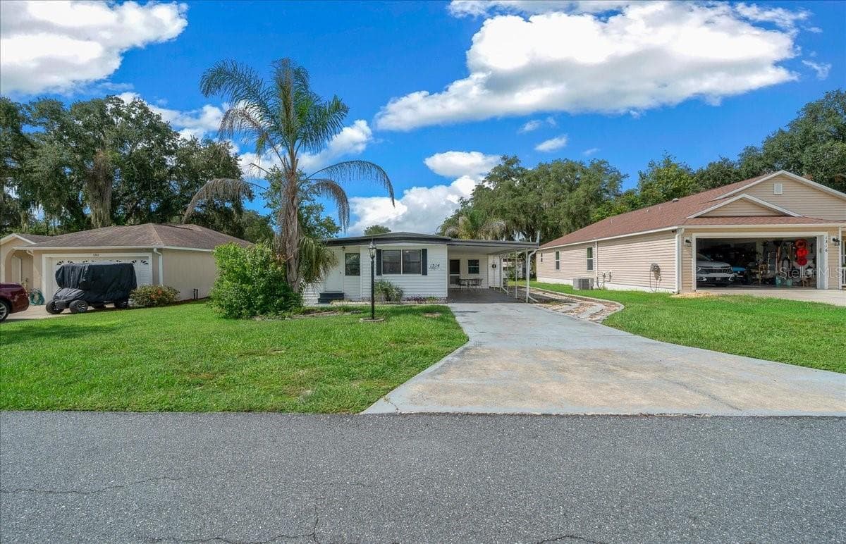 1314 Teakwood Ln - 1314 TEAKWOOD LN, LADY LAKE