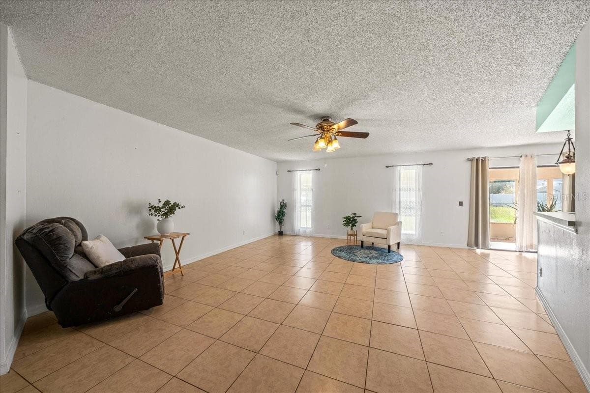 Living Room - 14993 SW 38TH CIR, OCALA