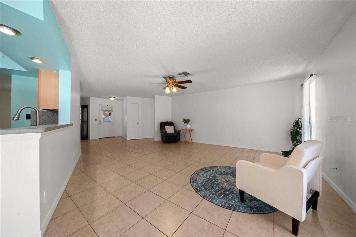 Living Room - 14993 SW 38TH CIR, OCALA