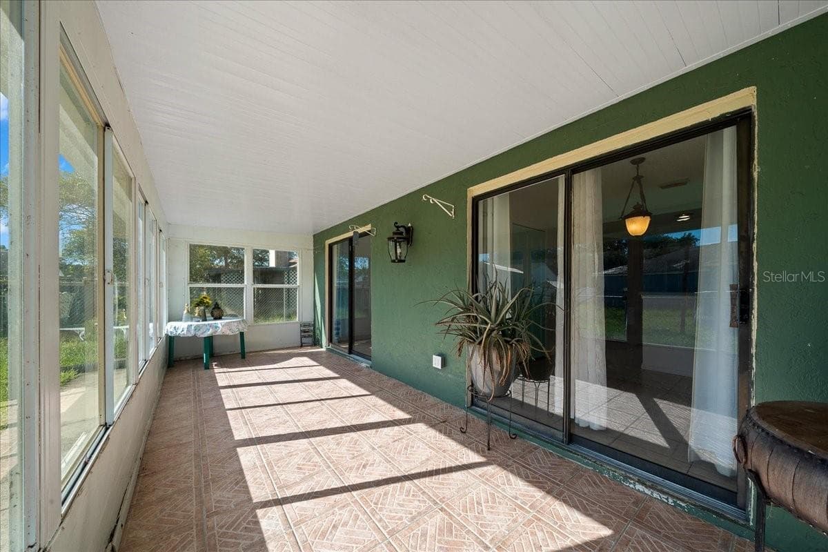 Lanai - 14993 SW 38TH CIR, OCALA