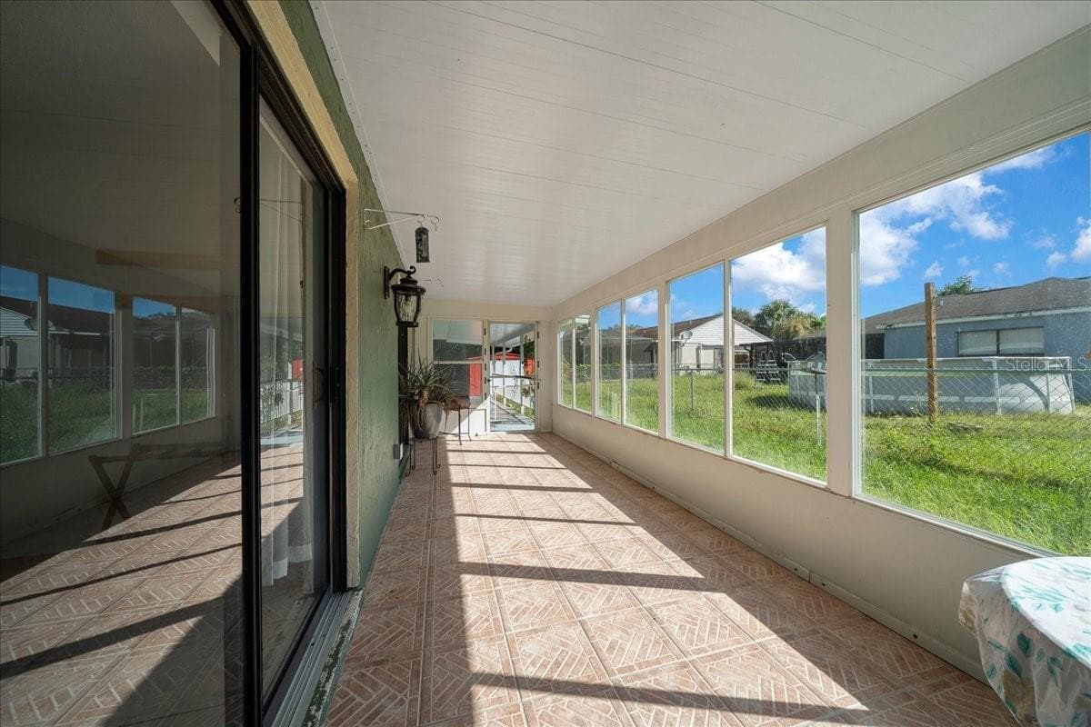 Lanai - 14993 SW 38TH CIR, OCALA