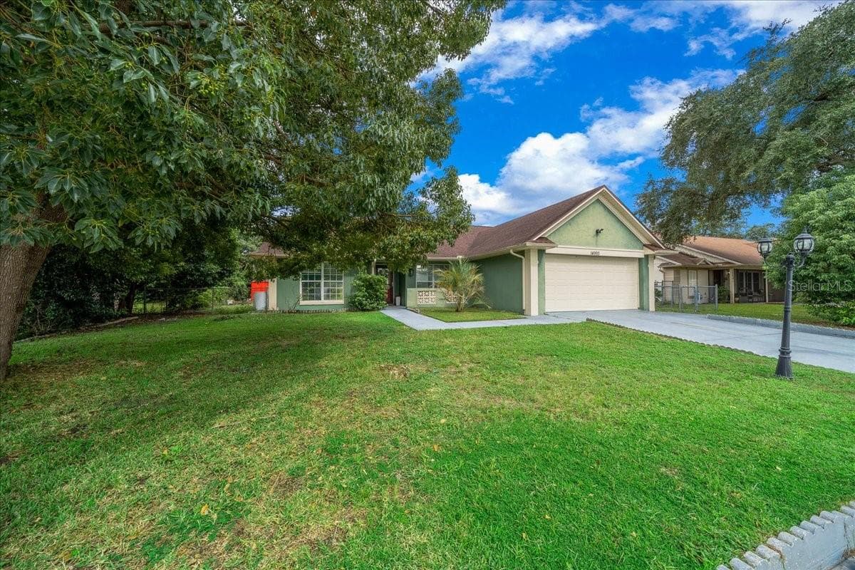Mature Landscaping - 14993 SW 38TH CIR, OCALA